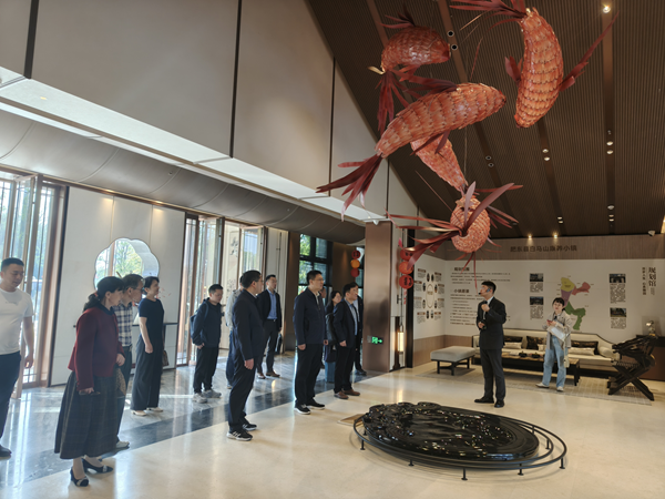 民盟安徽省委赴濱湖雅園項目開展“AI+銀發(fā)經(jīng)濟(jì)”專題調(diào)研